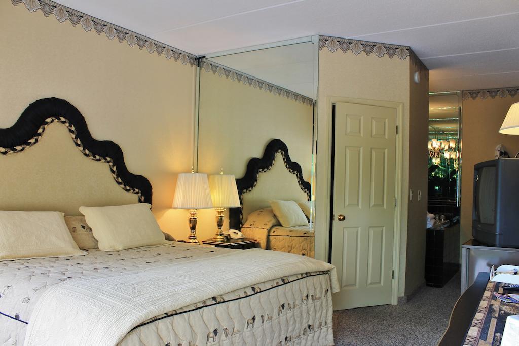 Rivergate Mountain Lodge Пиджен Фордж Стая снимка