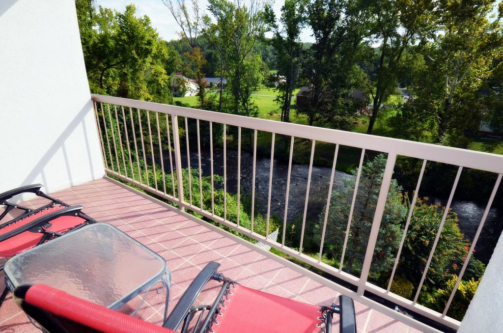Rivergate Mountain Lodge Пиджен Фордж Екстериор снимка